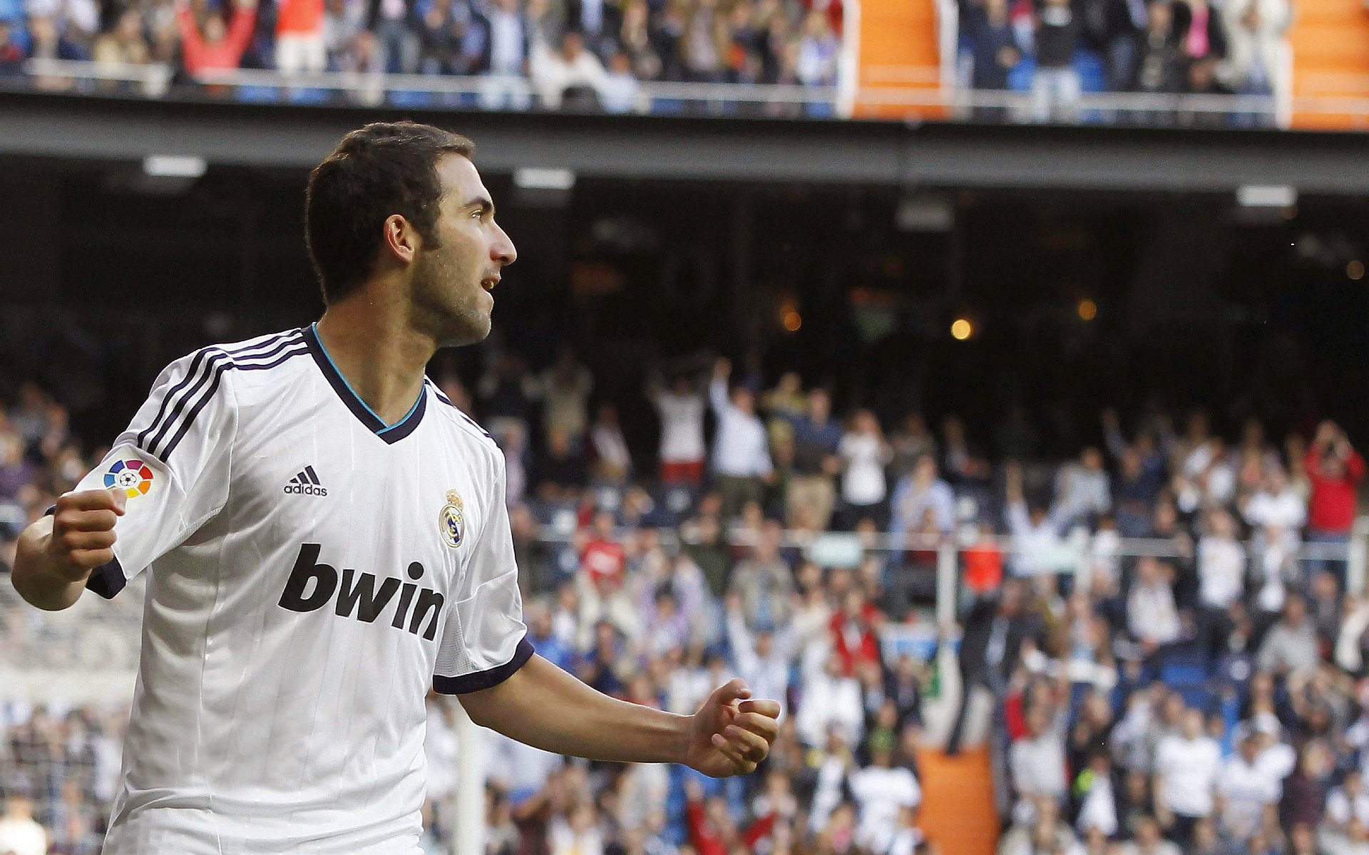 九游下载-“英超积分榜形势复杂，争冠形势日益严峻”，英超积分榜超